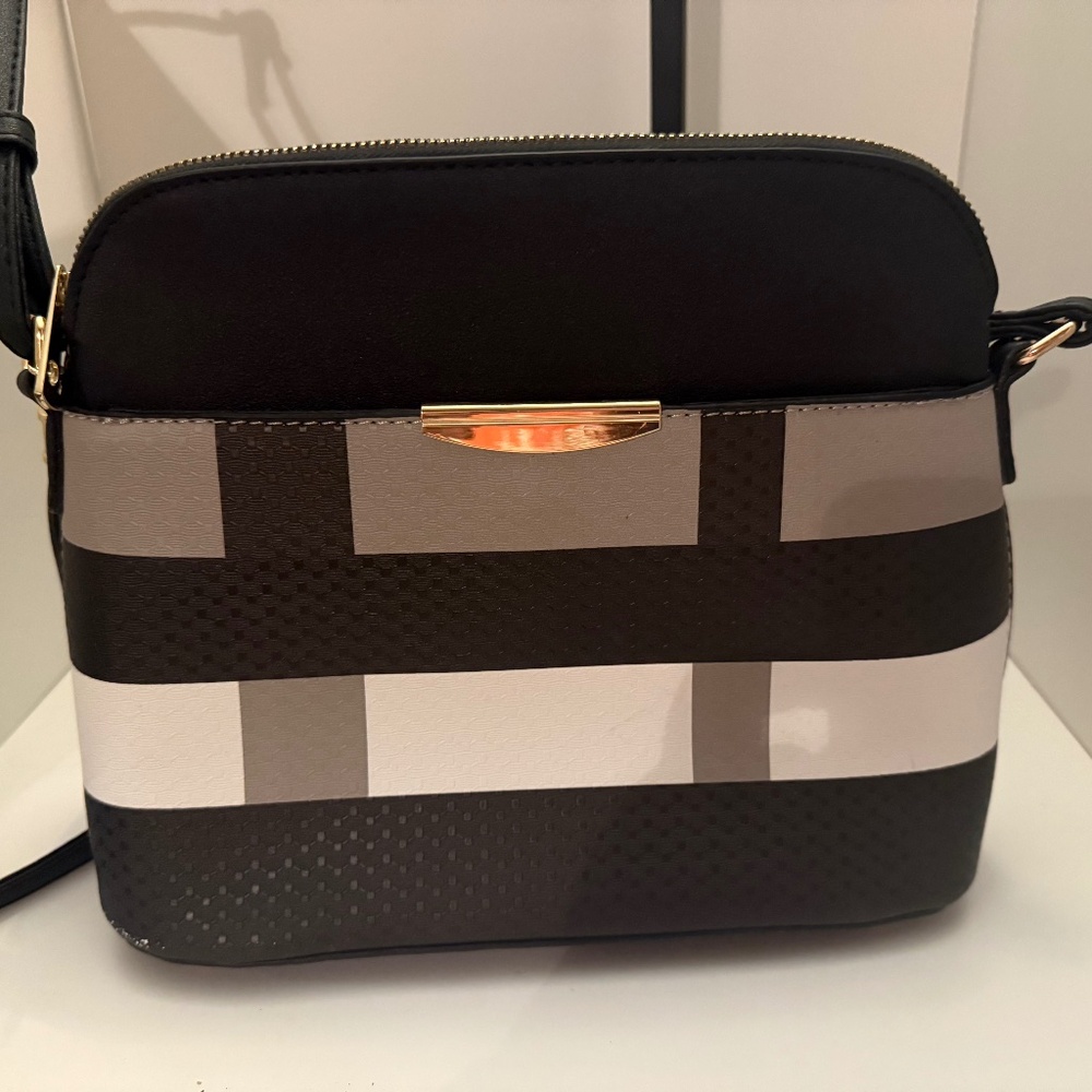 Crossbody bag